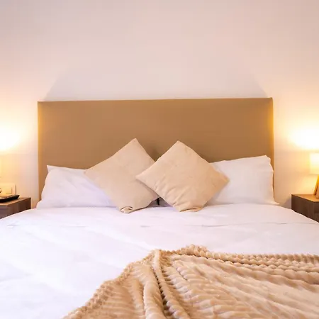 Ineika- Modern With Pool View Terrace Corralejo