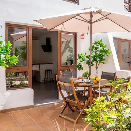 Ineika- Modern With Pool View Terrace Apartmán Corralejo